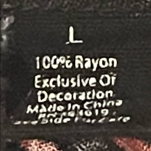 EYE Candy multi colored patterned shorts - Picture 5 of 7